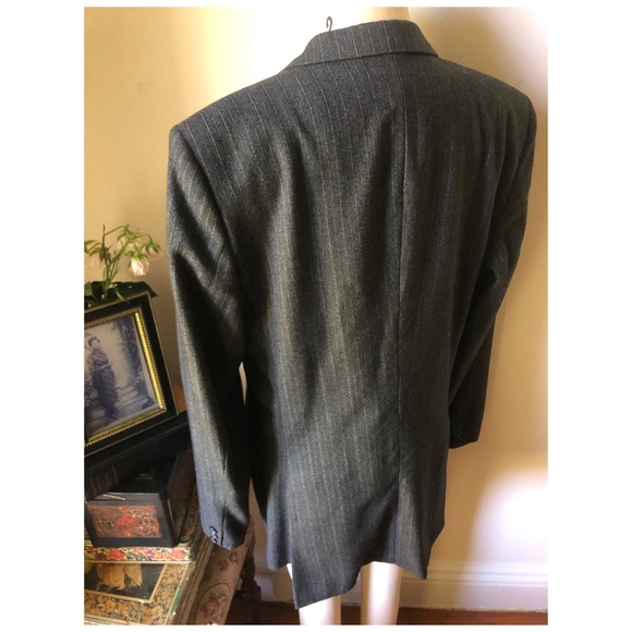 Yves Saint Laurent Vintage Grey pure wool pinstripe blazer and vest - Picture 10 of 15